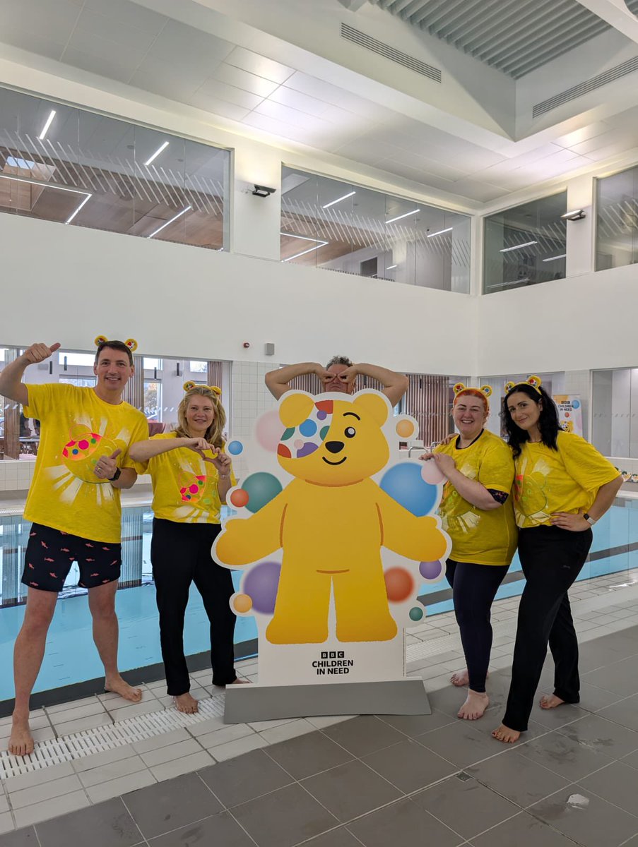 Jane__Lewis's tweet photo. Day 4 of the #1000MileChallenge complete ! 🏊‍♀️👍🏻@BBCRadioScot ‘s top team of @THEDC67 @LadyM_McManus @GaryInnes @TVZaraJ have been raising money for @BBCCiN https://t.co/t8qNwrEL3R