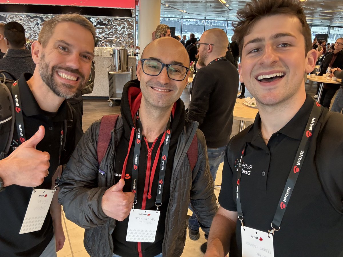 cedricclyburn's tweet photo. 🎥 Reporting live from @RedHatSummit Stockholm &amp; #DevNation Day w/ @rhdevelopers! So happy to be here, the energy in 🇸🇪 Sweden is wonderful, with tons of learning around containers, app modernization (shoutout @burrsutter’s keynote), applied AI, and so much more! https://t.co/WnLNELey5g