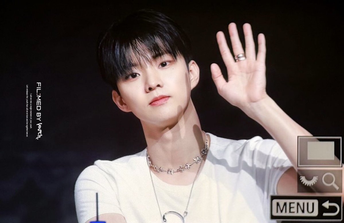 241107 흑발 짱 잘생겻당 #큐 #지창민