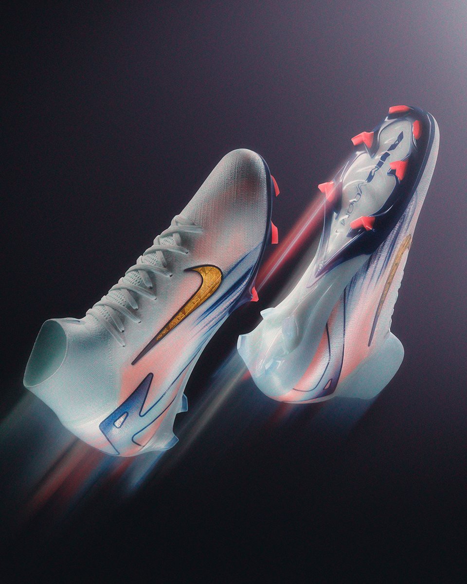 futbolfactory's tweet photo. Mercurial Dream Speed 09 es el último capítulo de botas de la reconocida serie de Cristiano Ronaldo ✨

El swoosh aparece en dorado y le confiere a la bota un toque premium y diferente. 

Está disponible en Futbol Factory en las botas Mercurial Vapor 16 y Superfly 10 📲 https://t.co/o3XnunDlor
