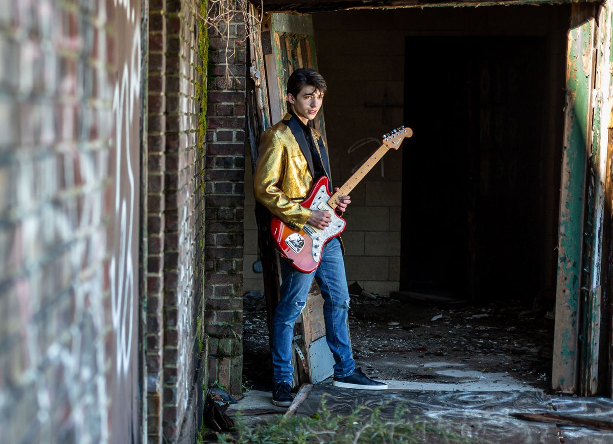 music2deal's tweet photo. Artist Feature on Music2Deal: Chris Milo (Pop, United States)
Chris has a sound reminiscent of Ed Sheeran and a look and sound reminiscent of Shawn Mendes. 
https://t.co/YqD8aqR7v5 https://t.co/LPbLQtZC6G