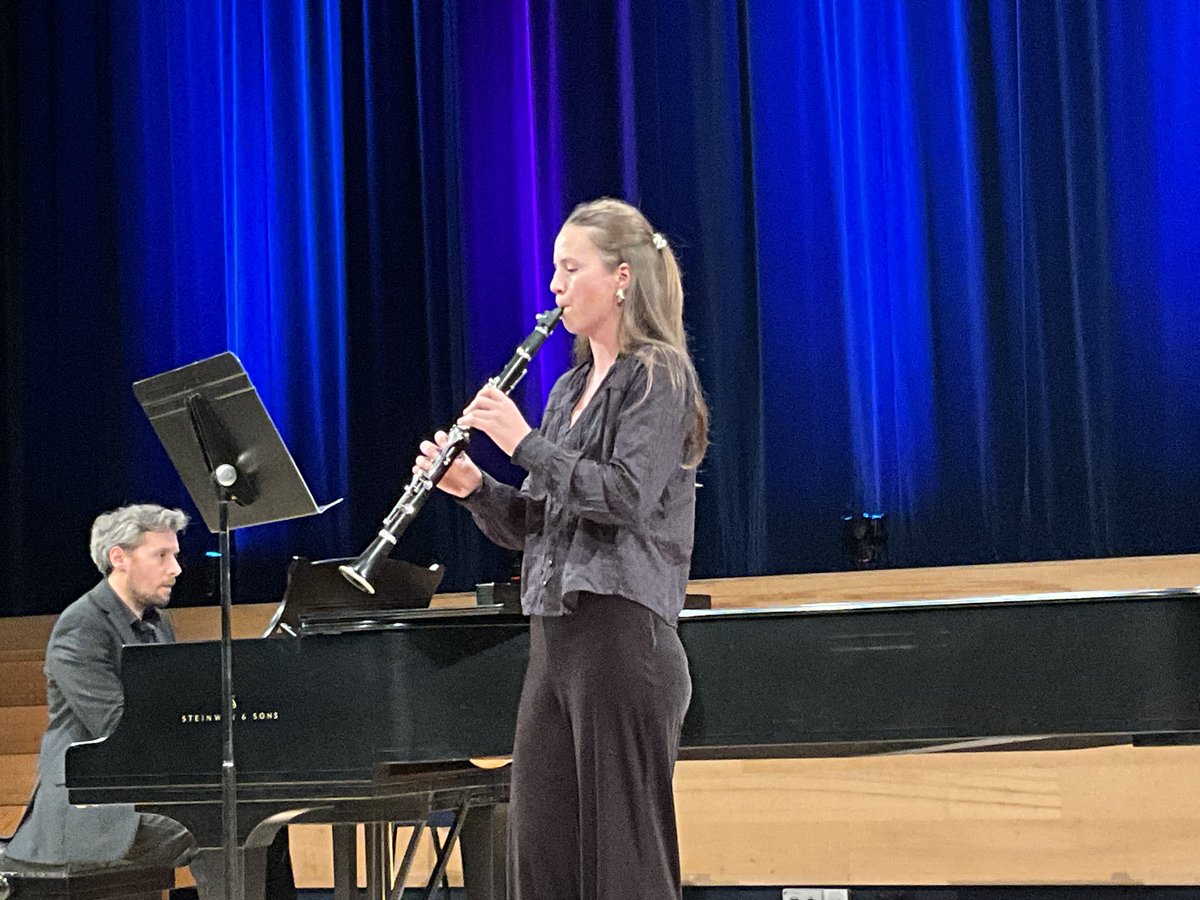 StSwithunsMusic's tweet photo. A magical musical evening at our second Music Scholars’ Concert last night! Well done to all 👏 @StSwithunsGirls #stswithunsmusic https://t.co/WTbLyz3Y17