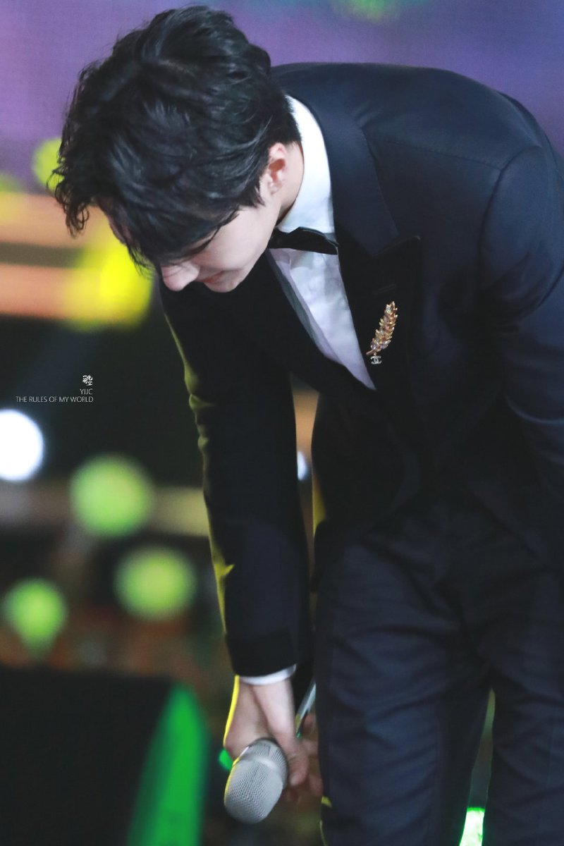 ความน่ารักและมีมารยาทของหวังอี้ป๋อที่สามารถพบเจอได้ทุกงาน เคยแสนดียังไงก็ยังแสนดียังงั้นมาตลอด 💚💚💚