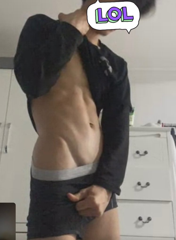 Gboy_sw's tweet photo. 존잘 일반친구 영통으로 몸자랑ㅋㅋ
#게이 #gay #ㄱㅊㅅ #존잘 #은꼴 #바이 #돔 https://t.co/6b7RPNiVbx