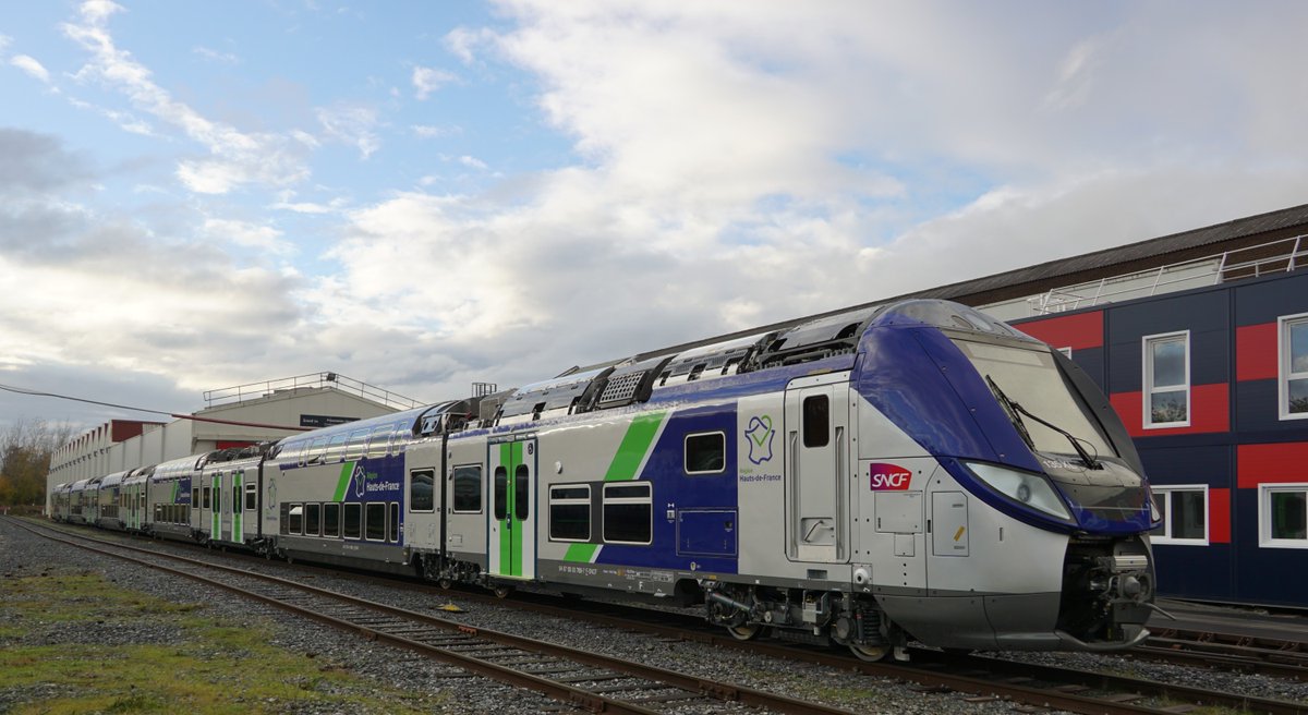 Alstom's tweet image. Total Cost of Ownership (TCO) matters, and we’re on it! Our #Coradia regional trains consume up to 35% less energy than previous generations, making them both a smart and sustainable choice. 🚅💡

Get to know more about our regional trains: ow.ly/6f6l50U28YK