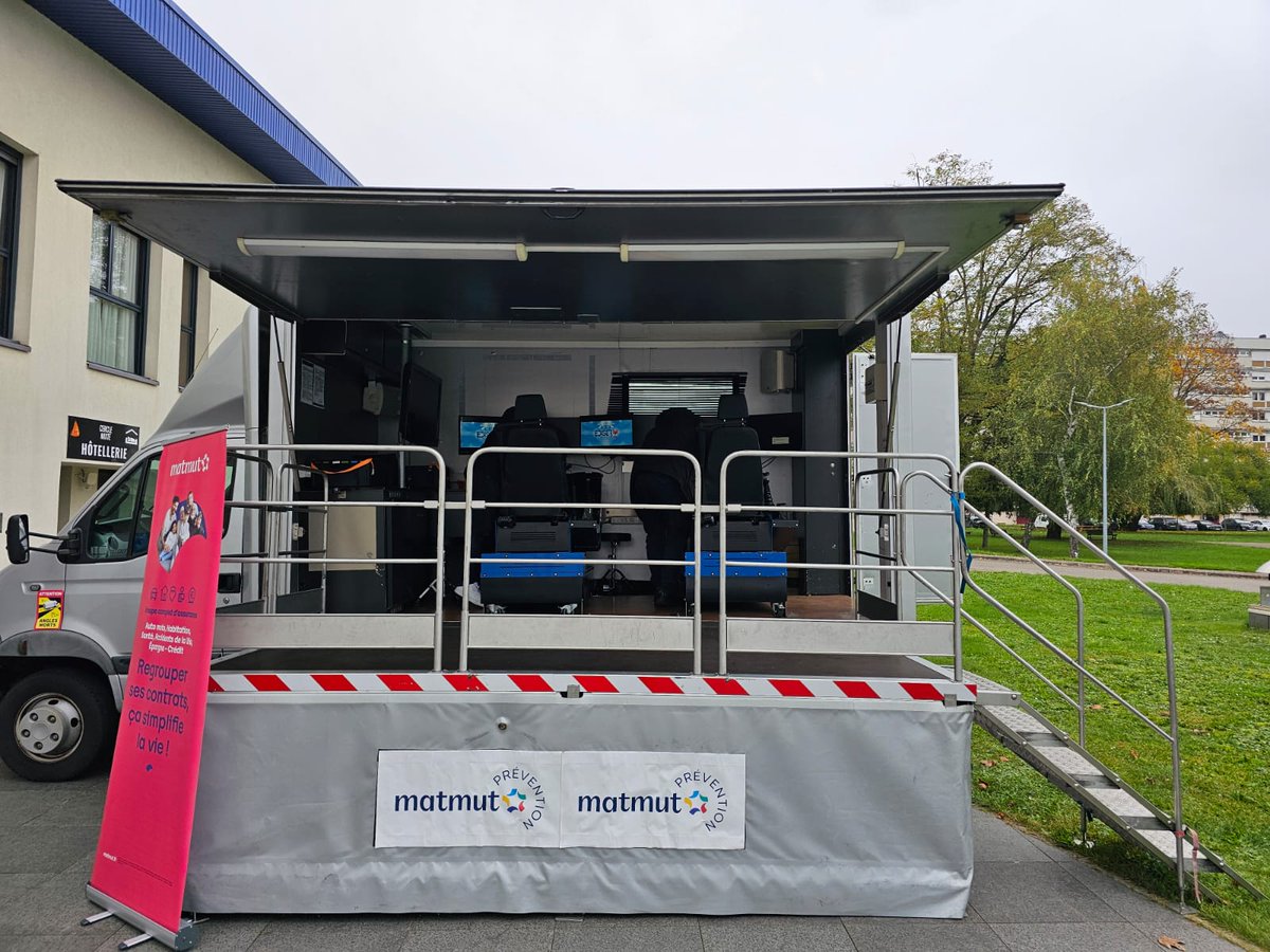 marcelpromatmut's tweet photo. Jour 3/3. Une action complète avec les gendarmes de la Moselle.
Venue de nos simulateurs de conduite à l'état-major de Metz ce qui nous a permis de faire une formation complète sur ces 3 jours !
@Matmut 
@Gendarmerie https://t.co/88rGGUxMAp