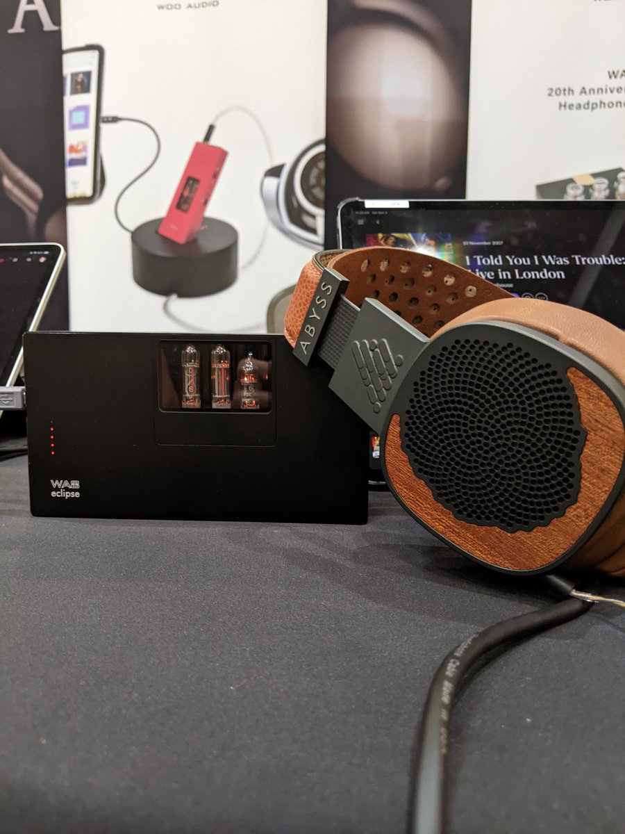AbyssHeadphones's tweet photo. Thanks to everyone who stopped by Woo Audio and thanks to everyone who experienced Abyss Headphones at CanJam Dallas 2024!
#abyssheadphones #headphones #audio #wooaudio #dianamr #dianatc #dianadz #audiophile #listen #tubeamp #dac https://t.co/4PNGTY35Sj