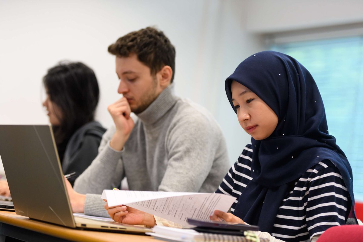 We currently have several scholarship opportunities open for international postgraduate research applicants. Take a look at the eligibility criteria, application deadlines and see more details about what's included with each scholarship: tinyurl.com/4wc6cfbp