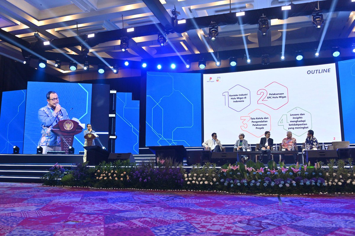 Konstruksiind's tweet photo. 🔹 Mengakselerasi Proyek Konstruksi dengan EPC 🔹

Diskusi hari ini di Konstruksi Indonesia 2024 menyoroti pentingnya implementasi Engineering, Procurement, &amp; Construction (EPC) untuk mempercepat proyek dan memastikan efisiensi maksimal 💼⚙

#KI2024 #EPC https://t.co/v5dB6Bmq1U