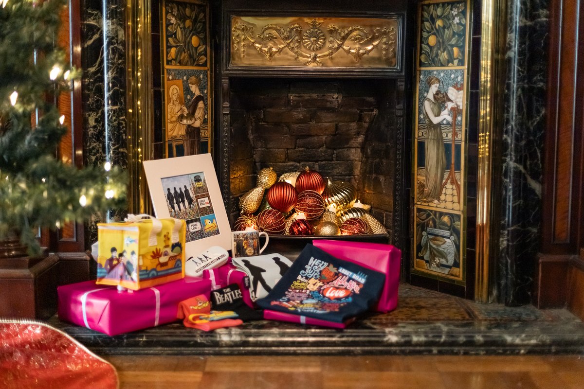 The Christmas shop at National Museums Liverpool is now open! Discover the perfect gifts for everyone, from Beatles memorabilia for music lovers to adorable plush toys for kids. Explore our collection and make this season special.
Shop online now:
shop.liverpoolmuseums.org.uk