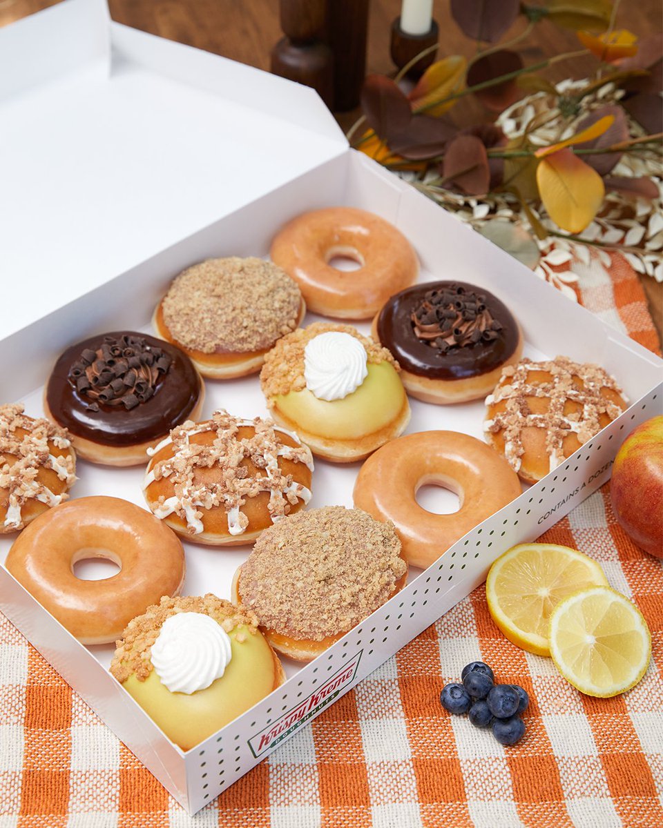 This November, we’re serving up a dozen ways to say thanks! 🍂🦃 Introducing our new collection, Thanksgiving Pies, featuring four doughnuts inspired by your favorite holiday desserts: 

🍫 Chocolate Silk Pie
🍋 Lemon Creme Pie
🥧 Blueberry Crisp
🍎 Apple Crumble