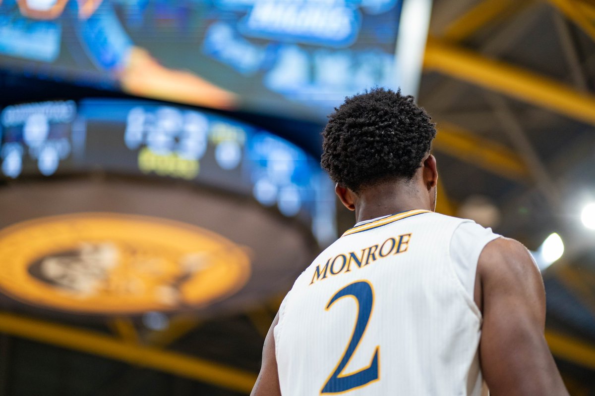 Ethan Hurwitz (@hurwitzsports) on Twitter photo โIโll probably cry โฆ the reason why he did it is a bigger deal.โ
For the first time in a meaningful game, Quinnipiac will be introduced to Amarri Monroe.
No, Quinnipiac didnโt get a new player. But <a href="/AmarriMonroe/">Amarri Monroe</a> decided it was time for a change.
Story: shorturl.at/rIOHM โIโll probably cry โฆ the reason why he did it is a bigger deal.โ
For the first time in a meaningful game, Quinnipiac will be introduced to Amarri Monroe.
No, Quinnipiac didnโt get a new player. But <a href="/AmarriMonroe/">Amarri Monroe</a> decided it was time for a change.
Story: shorturl.at/rIOHM