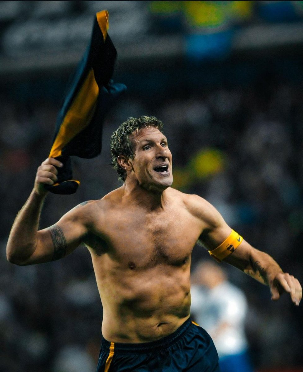 AlejoSerafino's tweet photo. -2G a Real Madrid
-9G a River.
-9G a Independiente.
-6G a Racing.
-12G a San Lorenzo.
-43G internacionales.
-23G por Copa Libertadores.
-8G a brasileros.
-13 🏆.
-Campeón de TODO.

Feliz cumpleaños, Titán. Lo que hiciste por Boca no se olvida en la vida. https://t.co/N3EJMFLR2N