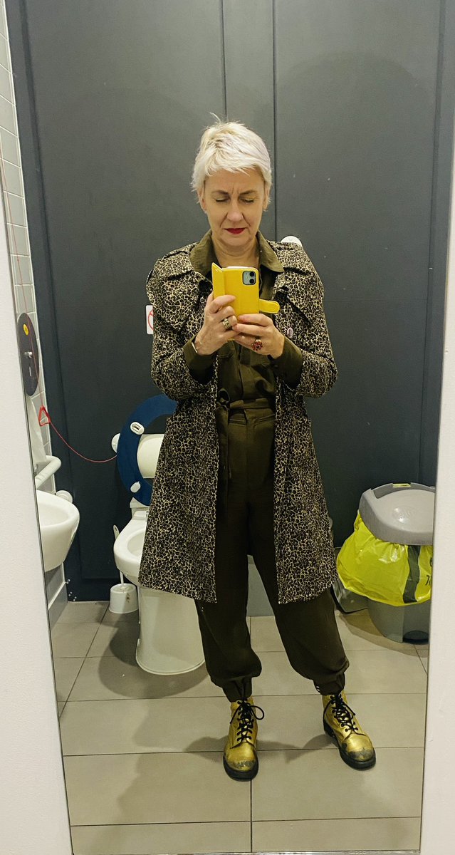 Dr Ashley Morgan tweet media