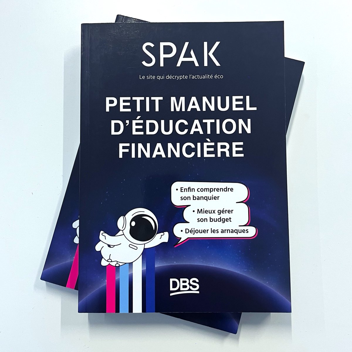 RT + Follow <a href="/InvestirDay/">Investir Day</a> et remportez un ouvrage pour enfin comprendre son banquier, mieux gérer son budget et déjouer les arnaques ! « Petit manuel d'éducation financière avec <a href="/spak_eco/">SPAK, plateforme d’éducation financière</a> », écrit par <a href="/ACBENNEVAULT/">Anne-Claire Bennevault</a> et édité par @DeBoeckSup.
 
@BNVLT

#VendrediLecture #Concours
