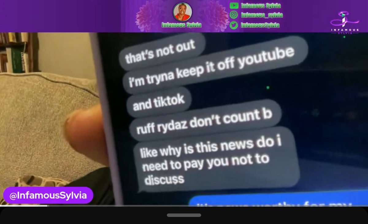 TheVibesCulture's tweet photo. Excommunicated @InfamousSylvia attempts to extort her own friend about a story already out. WWWD (what would woody do) You took a sarcastic response and actually said $500🤣 You sloppy heifer you, you money hungry hippo! You have no morals or loyalty. You blame everyone but yourself and play victim. Probably let them mods get in your ear and now you exposed again. Exactly why yo ass in the janitors closet now! Both y’all messy as hell and now y’all got the clout y’all was chasing. Going live tonight from a friends page https://t.co/Xl2yhoHFtv