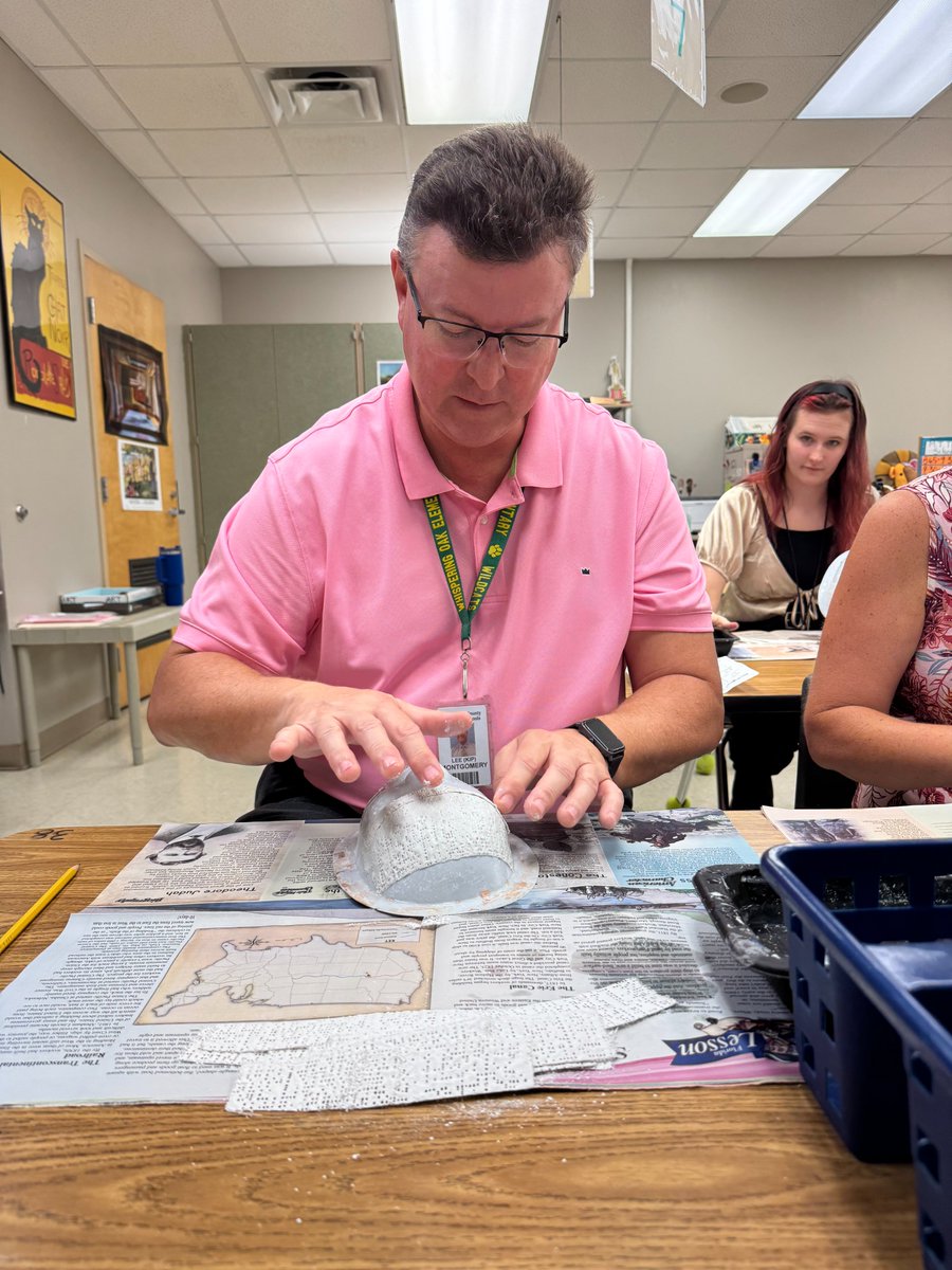 Teachers at Whispering Oak are having a blast in Art class with Mrs. Alfonso! 🎨✨ Creativity is in full swing!