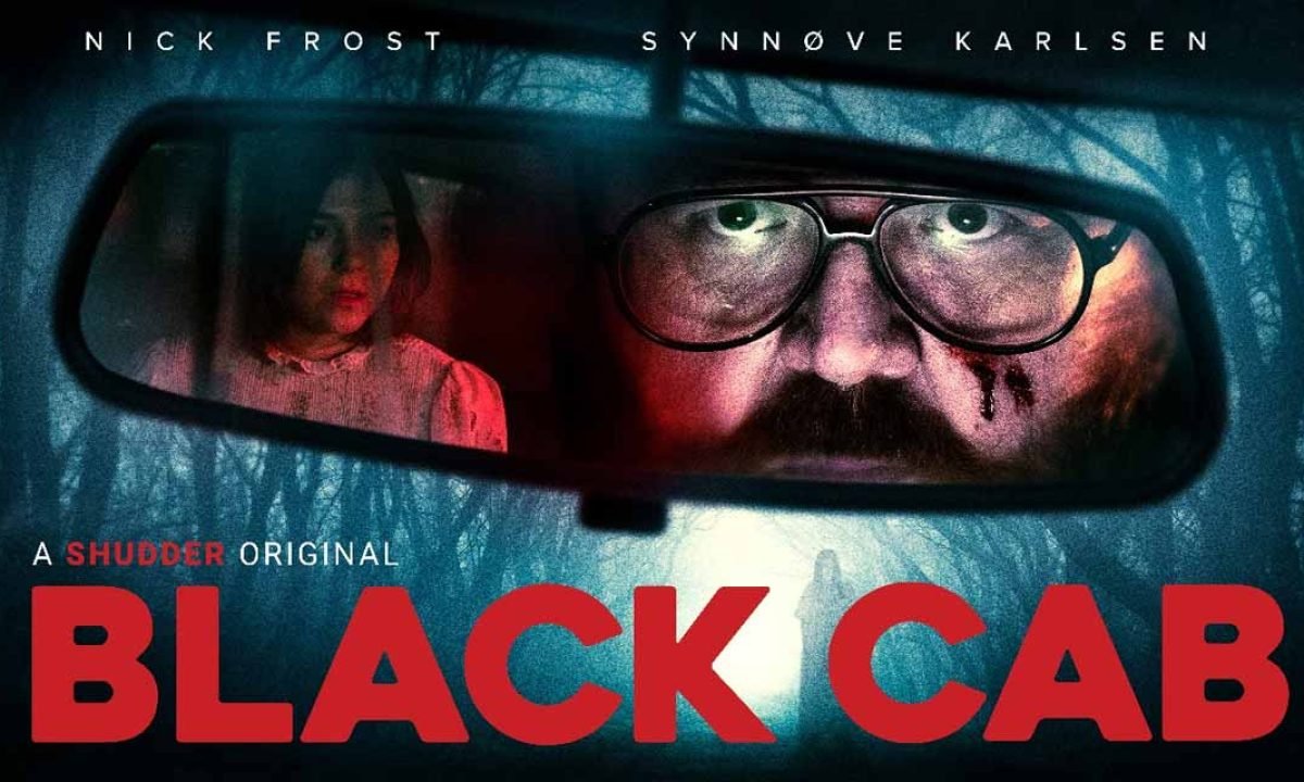 justaida3's tweet photo. Vamos con los estrenos de EEUU de esta semana, tanto en salas como en plataformas. Sacad las libretitas, #horrorlovers, que empieza la mandanga:

1. BLACK CAB: Una joven pareja descubre demasiado tarde que su jovial taxista, en vez de llevarlos a su casa, les llevará a una aislada carretera encantada, sin posibilidad de escapar. Nick Frost, el taxista, ¿está mal de la cabeza u oculta unas intenciones más oscuras que la noche?