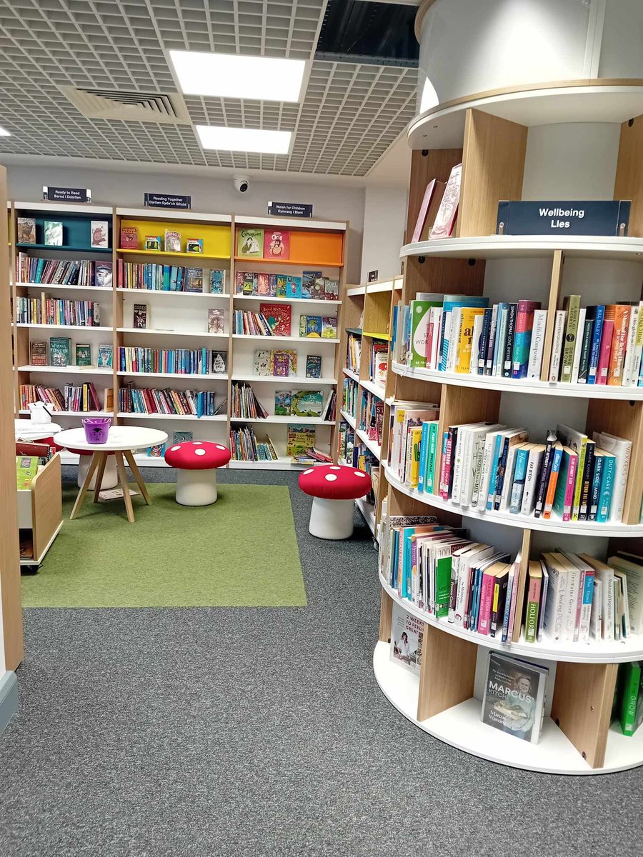 Abertillery Library &amp; Adult Community Learning Centre have moved to the heart of Abertillery town centre and the Council’s Community Hub has joined them, providing easy access to these important community services. 
Read the full story here: libraries.wales/abertillery-li…