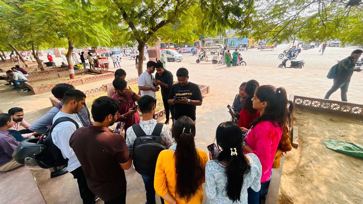 faridsidd02's tweet photo. Lucknow’s first Proto Map-a-thon was a hit! 🚀🗺️ 
Thanks to everyone who showed up, collaborated, and mapped the city with us.

Special thanks to @rajdotcc @dp_proto @W3Lucknow @thede_plandude @greyhound_raj for helping us organise the event. https://t.co/6UMr50mI4Q