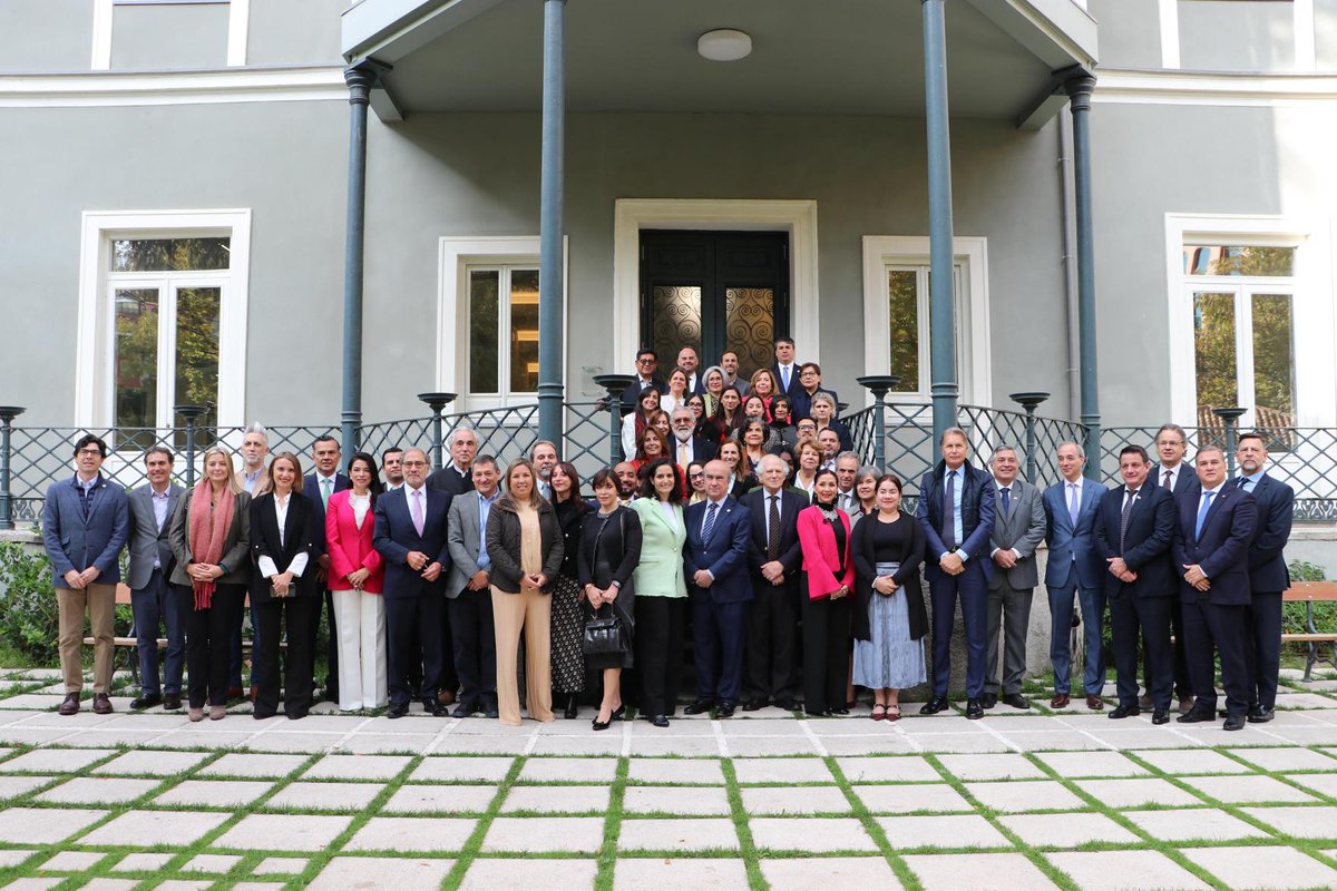 🌐 Descubre todos los detalles sobre este evento y más información sobre el trabajo de la Cátedra de Integración Iberoamericana de la OEI aquí ⬇️
oei.int/oficinas/secre…