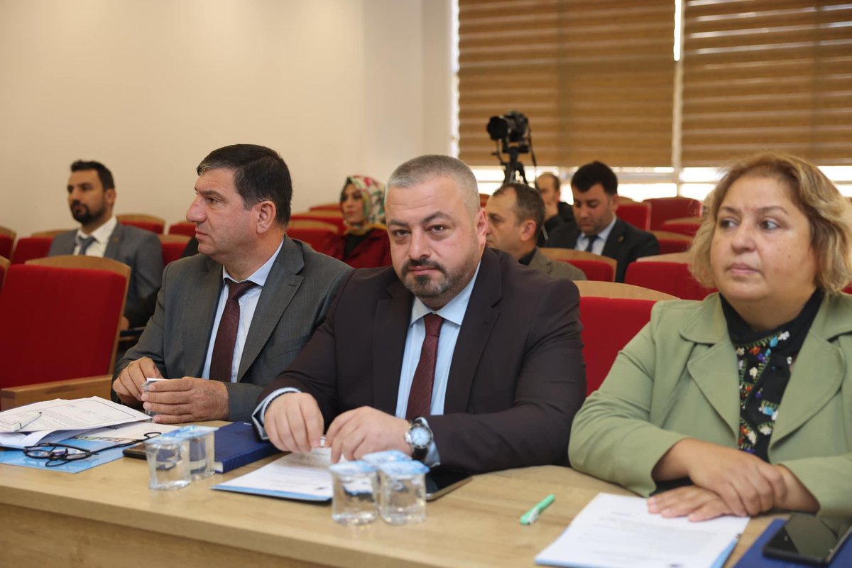 İlçe Kadın Kolları Başkan Yardımcımız Yerel Yönetimler Başkanımız Azize Hacıhamzaoğlu Kasım Ayı Belediye Meclis Toplantısı'na katılım sağladı.