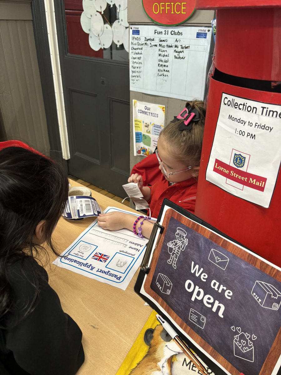 P2Lorne's tweet photo. Our P2/3 Post Office is open for business 📮 our new worker H enjoyed stamping everyone’s passport applications ✉️ 🛂  @LorneStreetPS https://t.co/BKW9zhrrZB