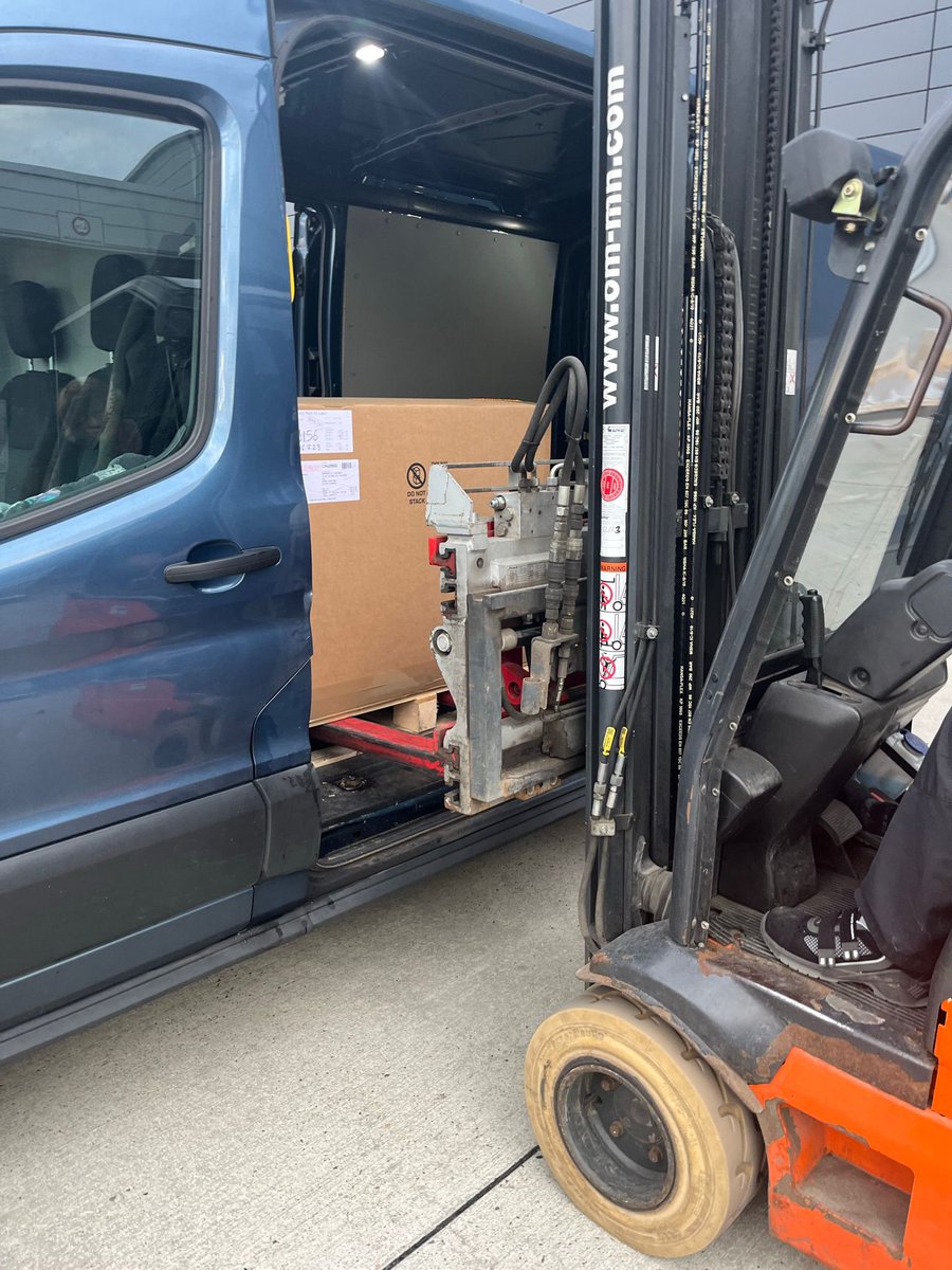 hazloaduk's tweet photo. Take a load off! 🚛💼
At ADR Carriers, we handle the heavy lifting so you don’t have to. From safe loading to secure transport, our team has you covered every step of the way. #ADRCarriers #Logistics #HazmatTransport #SafetyFirst https://t.co/gBVuvcpLbL