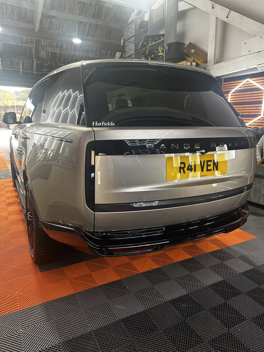 Gleem Services tweet media