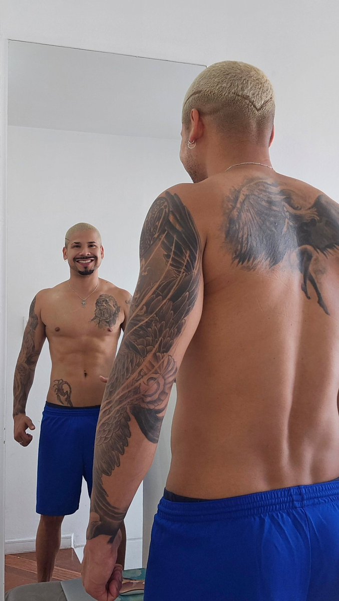 blayan007's tweet image. Frente ou atrás ?😎😝😅🤗