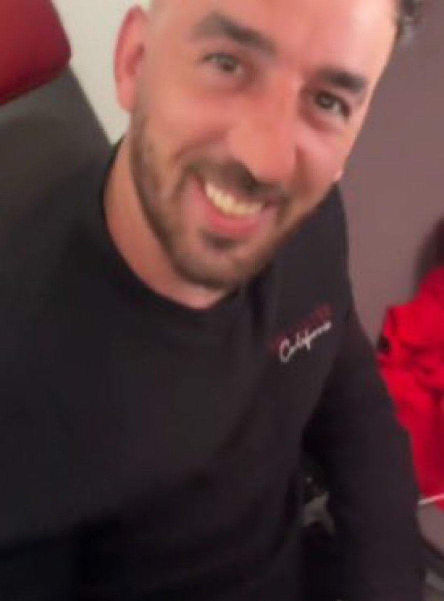 El impulso masculino de reir cuando todo esta mal ✨😔✊🏽🥀