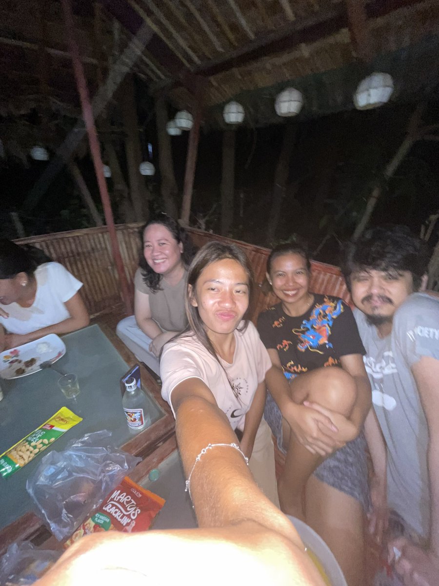 robert_roces's tweet photo. Bonding moment 5 nights ago https://t.co/NhFhsX1oq9
