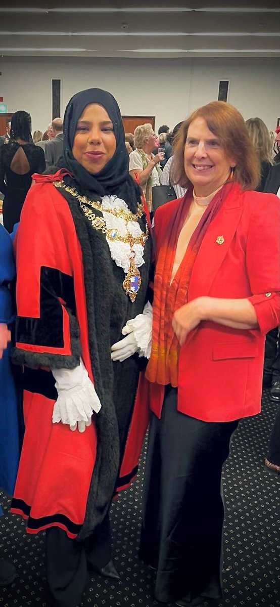 Nine Elms Arts Ministry - Rev. Betsy Blatchley (@9elmsartsrev) on Twitter photo Such an honour to receive a Mayoral Pin at the <a href="/WandsworthMayor/">Wandsworth Mayor</a> Civic Awards this week. Humbled hearing the stories of all those celebrated. What an amazing borough to live and work in. Thank you to Madam Mayor and whoever nominated me!
#wandsworth Such an honour to receive a Mayoral Pin at the <a href="/WandsworthMayor/">Wandsworth Mayor</a> Civic Awards this week. Humbled hearing the stories of all those celebrated. What an amazing borough to live and work in. Thank you to Madam Mayor and whoever nominated me!
#wandsworth