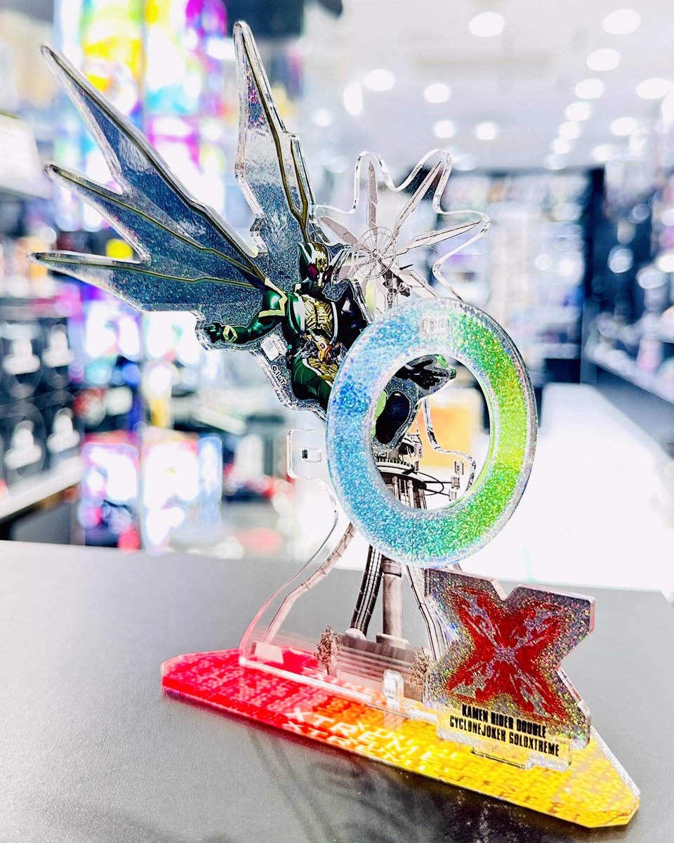 仮面ライダーストア東京店 新商品情報】 大人気のハイブリッドアクリル