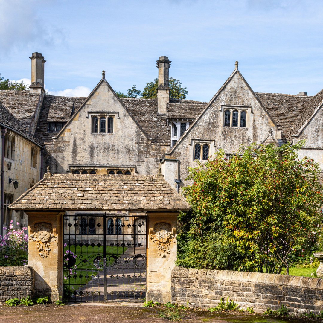 Originally made for Prinknash Park, a country residence of the Abbots of Gloucester, these twelve panels of Tudor stained glass are now set in windows in the Great Cloister at Gloucester Cathedral.