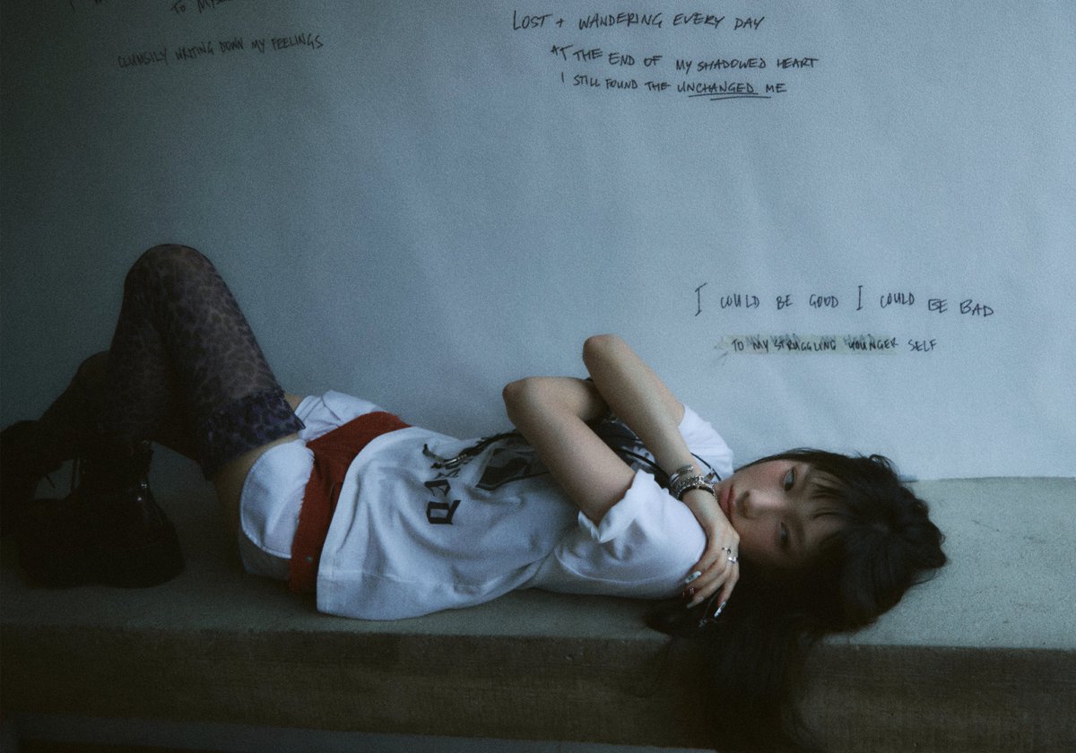 TAEYEONsmtown's tweet image. TAEYEON 태연 'Letter To Myself' From. TAEYEON 2 - Teaser Images 

TAEYEON 태연 The 6th Mini Album 〖Letter To Myself〗 
➫ 2024.11.18 6PM KST
💿 taeyeon.lnk.to/letter_to_myse… 

#태연 #TAEYEON 
#LetterToMyself #TAEYEONLetterToMyself
#소녀시대 #GirlsGeneration