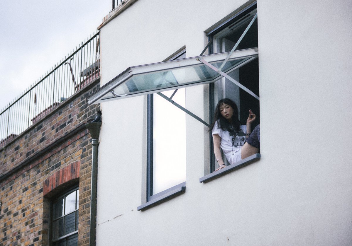 TAEYEONsmtown's tweet image. TAEYEON 태연 'Letter To Myself' From. TAEYEON 2 - Teaser Images 

TAEYEON 태연 The 6th Mini Album 〖Letter To Myself〗 
➫ 2024.11.18 6PM KST
💿 taeyeon.lnk.to/letter_to_myse… 

#태연 #TAEYEON 
#LetterToMyself #TAEYEONLetterToMyself
#소녀시대 #GirlsGeneration