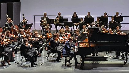 ðð¥ðð¡ð̧ð¢ððŠ ððšð ð¢ð¡ð§ (@fdumontpiano) on Twitter photo What an inspiring evening with <a href="/ONPL_orchestre/">Orchestre National des Pays de la Loire - ONPL</a> & <a href="/SaschaGoetzel/">Sascha Goetzel</a>, playing #Beethoven 4th Concerto, one of the most challenging work as a dialogue between piano and orchestra!
After the concerto, an unforgettable Beethoven 7th Symphony, played with fire, style and clarity of form! What an inspiring evening with <a href="/ONPL_orchestre/">Orchestre National des Pays de la Loire - ONPL</a> & <a href="/SaschaGoetzel/">Sascha Goetzel</a>, playing #Beethoven 4th Concerto, one of the most challenging work as a dialogue between piano and orchestra!
After the concerto, an unforgettable Beethoven 7th Symphony, played with fire, style and clarity of form!