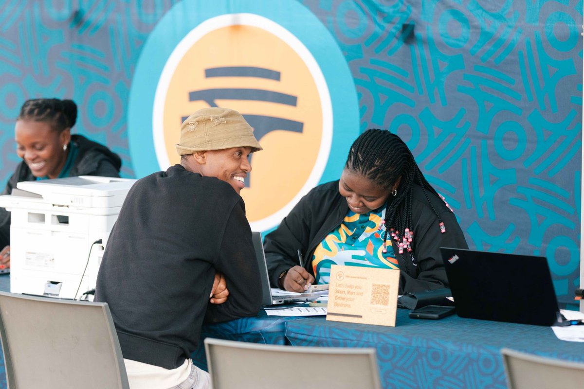 FNBEswatini's tweet photo. Nhlangano, you were amazing. A massive shoutout to everyone who stopped by our activation stand at SEDCO. We had a great time talking to you about your banking needs. See you at our next stop. #HelpThatWorks #FNBBusinessBanking #ChangeToFNB https://t.co/OcSHui4PpB