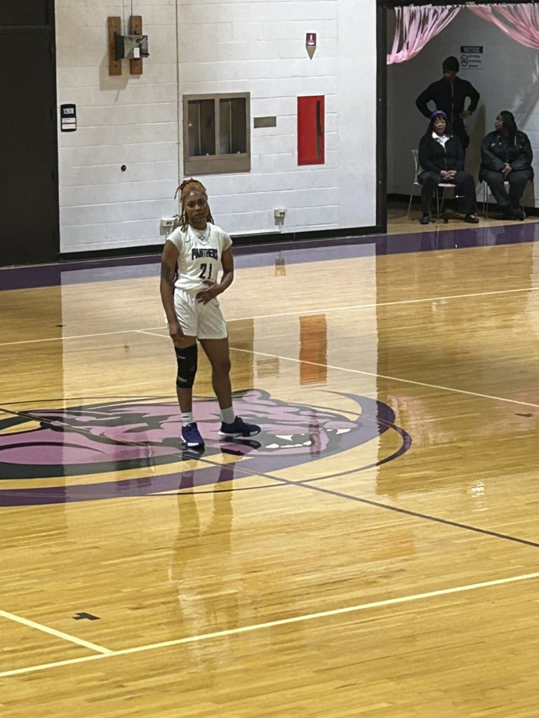 TF South Red Wolves Varsity Girls Basketball Team tweet media