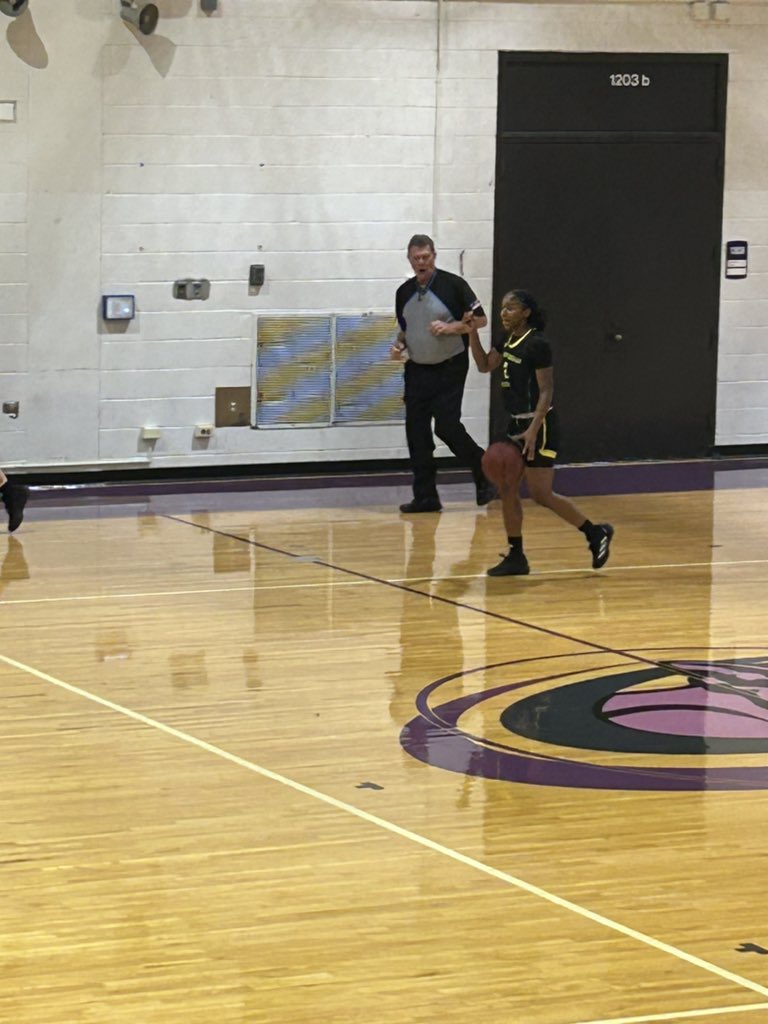 TF South Red Wolves Varsity Girls Basketball Team tweet media
