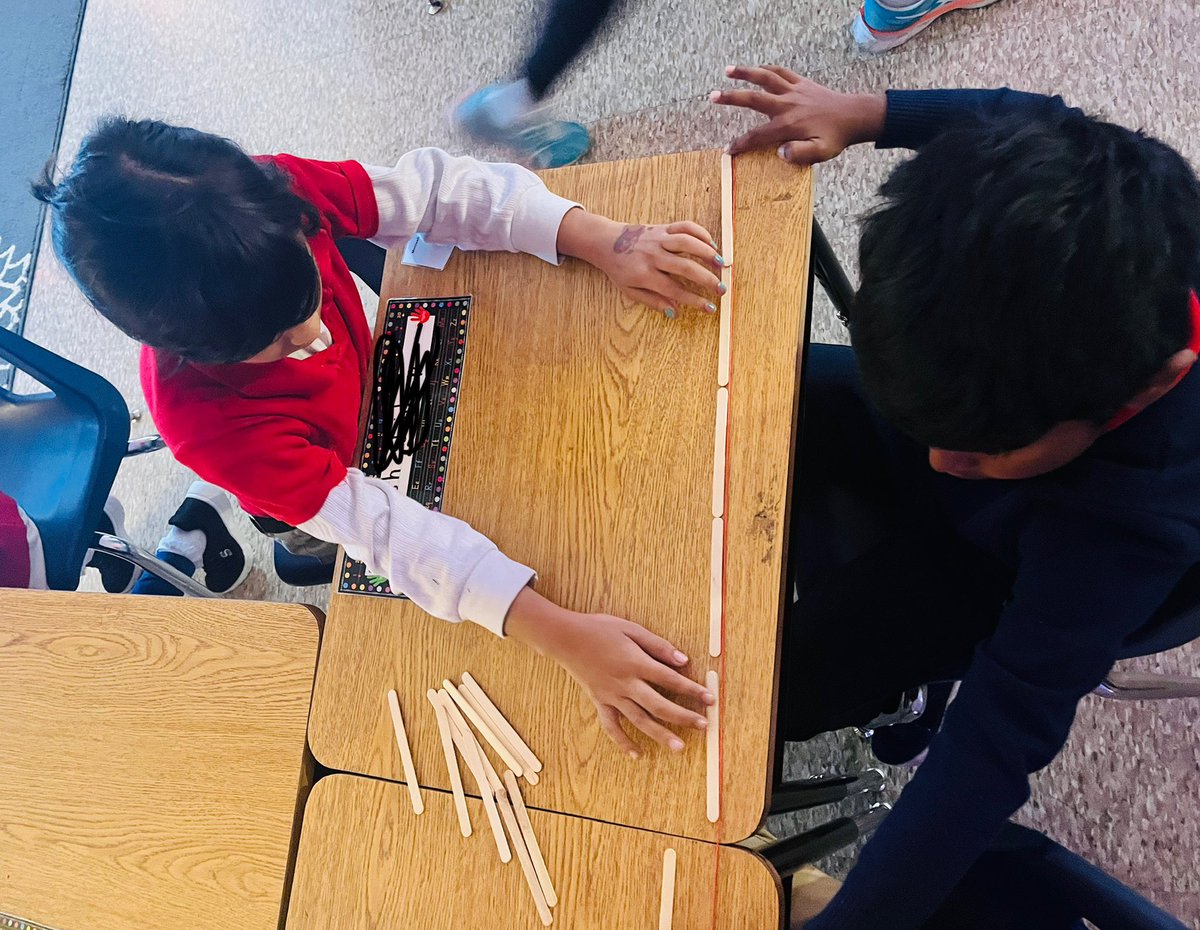 SarahLu0311's tweet image. Our 2nd grade Smarties are learning how to measure using nonstandard units. #IMmath #coteaching @CaraCaudill @MrIceClass @GHSPrincipal