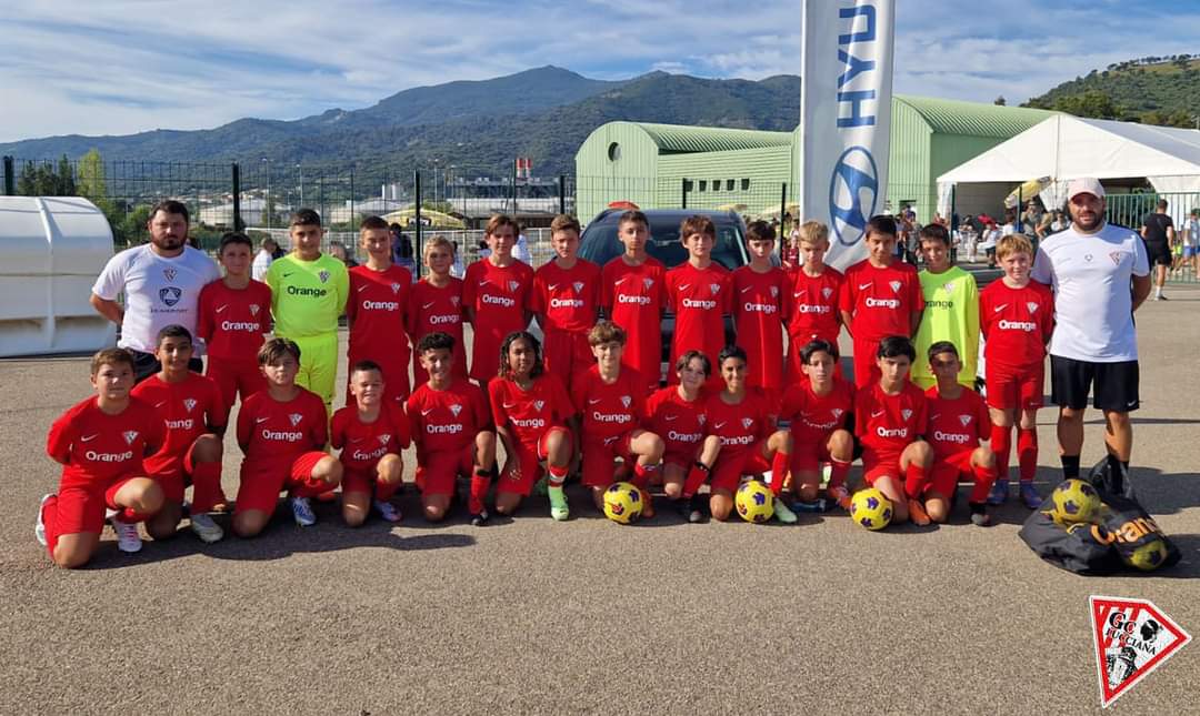 📱 À l’occasion de la journée de lutte contre le harcèlement le 7 novembre, avec l’aide de notre partenaire Orange, les jeunes du club mettent un Carton Rouge au Harcèlement ⚽️🟥

#NonAuHarcelement #ForGoodConnections <a href="/Orange_France/">Orange France</a> <a href="/TeamOrangeFoot/">Team Orange Football</a>