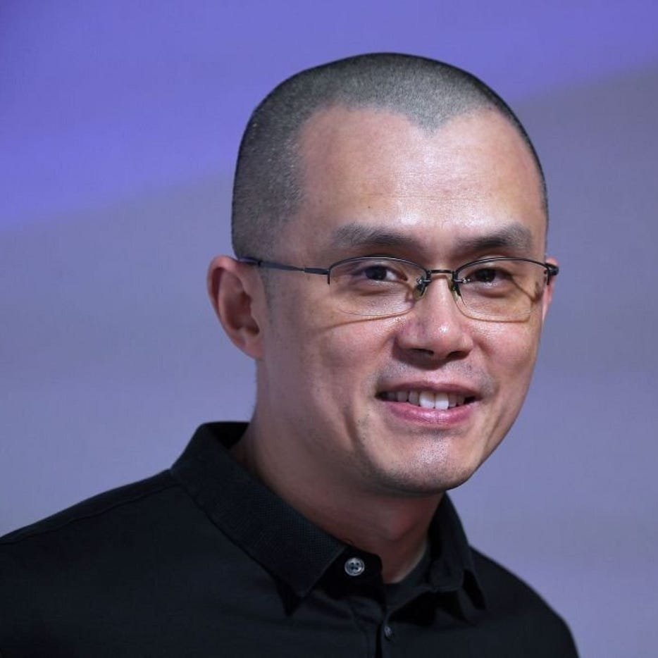 "Binance in Bilico: CZ Rivela Offerte per la Vendita della Sua Partecipazione di Controllo"
