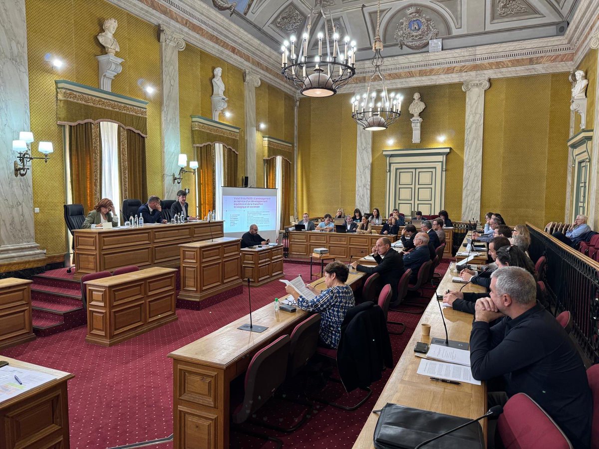 fapopuluAC's tweet photo. Installation aujourd’hui à Aiacciu du Conseil de l’Aménagement et de l’Urbanisme de Corse. Une instance de dialogue regroupant l’ensemble des acteurs pour réfléchir et débattre sur l’aménagement du territoire…
1/2 https://t.co/44HCsrBWFi