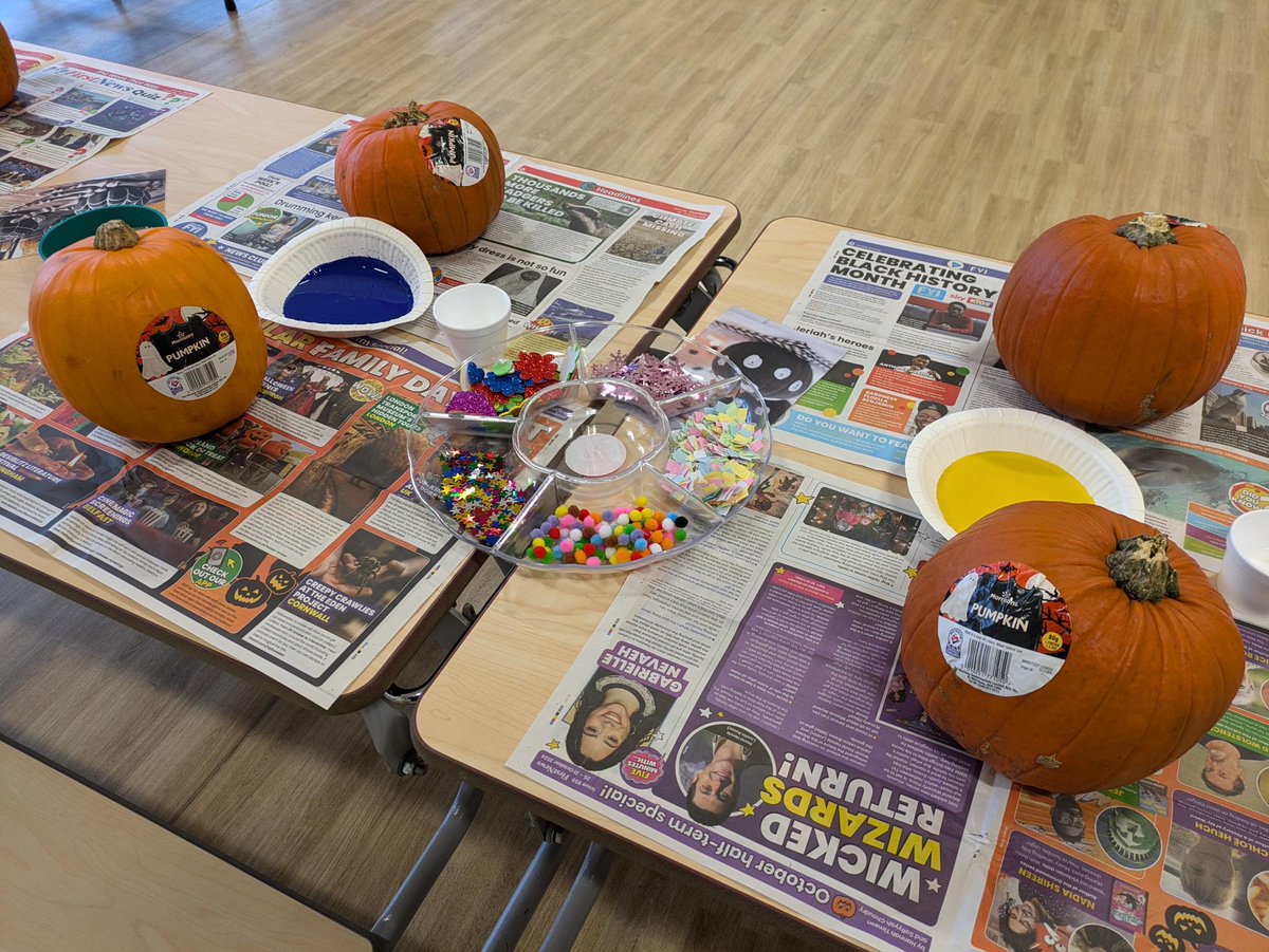 ReedleyPrimary's tweet photo. We are all set to welcome our families to our EYFS art workshop.  We can't wait to see the finished pumpkins. 🎃🎨🥰 https://t.co/cPa6VBdsWV