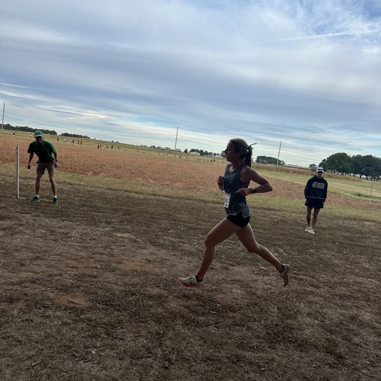 Vote for Smithville's Naomi Hunter for Missouri Runner of the Year!

mo.milesplit.com/articles/35304…