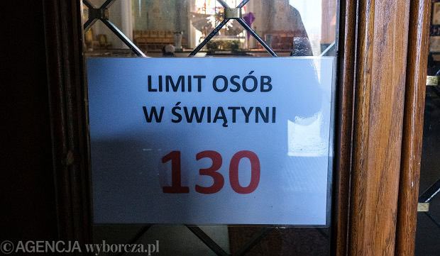 p0liniak's tweet photo. NIGDY, PRZENIGDY nie głosuj na ludzi którzy popierali te szaleństwa.

Nie głosuj na tych którzy zamykali szkoły, koscioly, place zabaw, szpitale i przychodnie. 
Na tych którzy kazali wlepiać mandaty za brak maseczki w lesie czy parku. 

PAMIĘTAJ. https://t.co/vWN5Vm6BOj