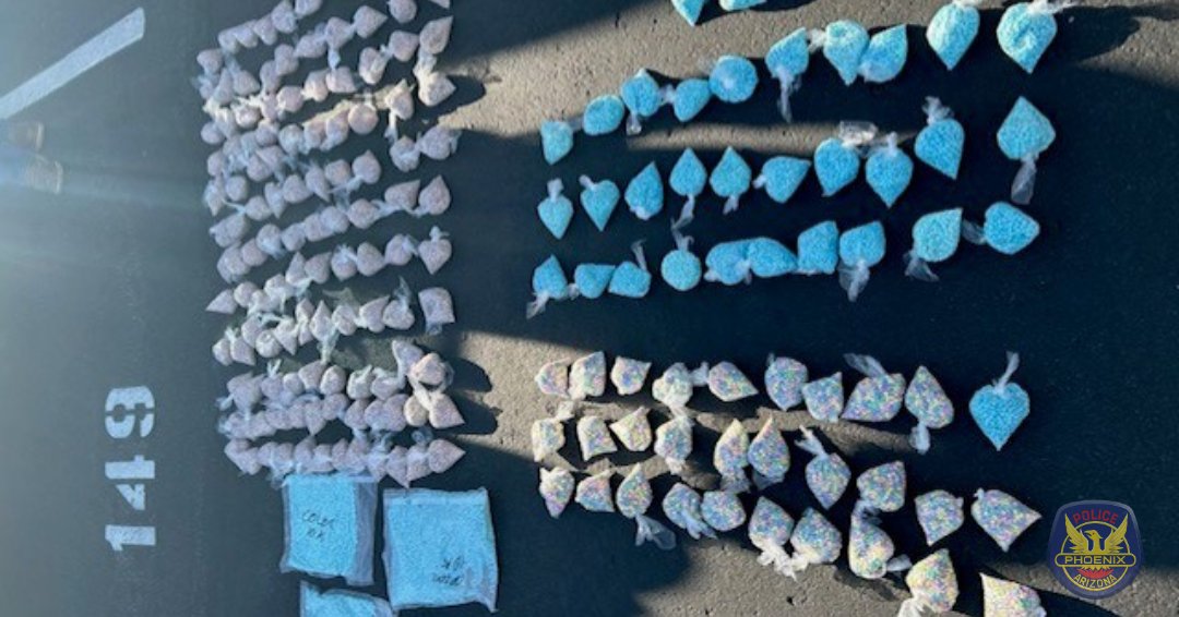 PhoenixPolice's tweet image. Phoenix PD and federal partners dismantle an international drug ring, seizing 2M+ fentanyl pills, meth, heroin, cash, guns, and 12 vehicles in Operation Night Owl. Read more on Operation Night Owl here: phoenix.gov/policesite/Med…

#PHXPD