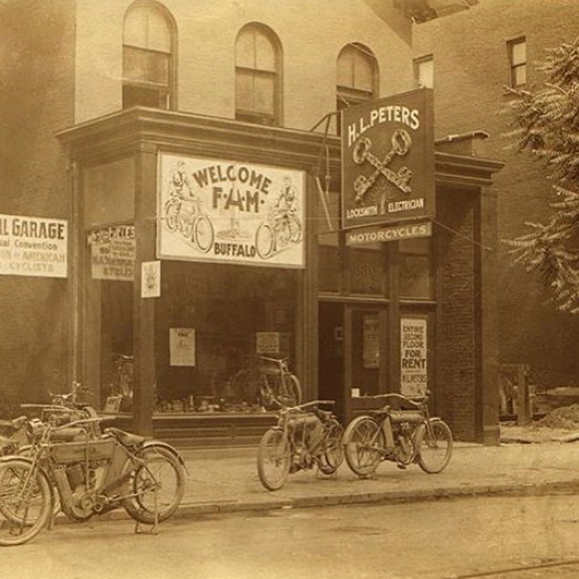 BuffaloHarley's tweet photo. Throw Back Thursday

Harley-Davidson's roots in Buffalo can be traced back to 1911 with H.L. Peters Electrical and Locksmith shop on Pearl Street.  Pics of the Shop and what it is now and a pic from the Harley-Davidson archives!  Back in the day this was how it worked. https://t.co/1G53UxEjCr